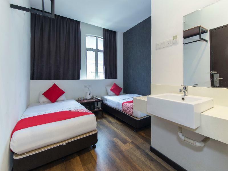 Oyo 127 The Reeds Hotel Kuala Lumpur Exterior photo
